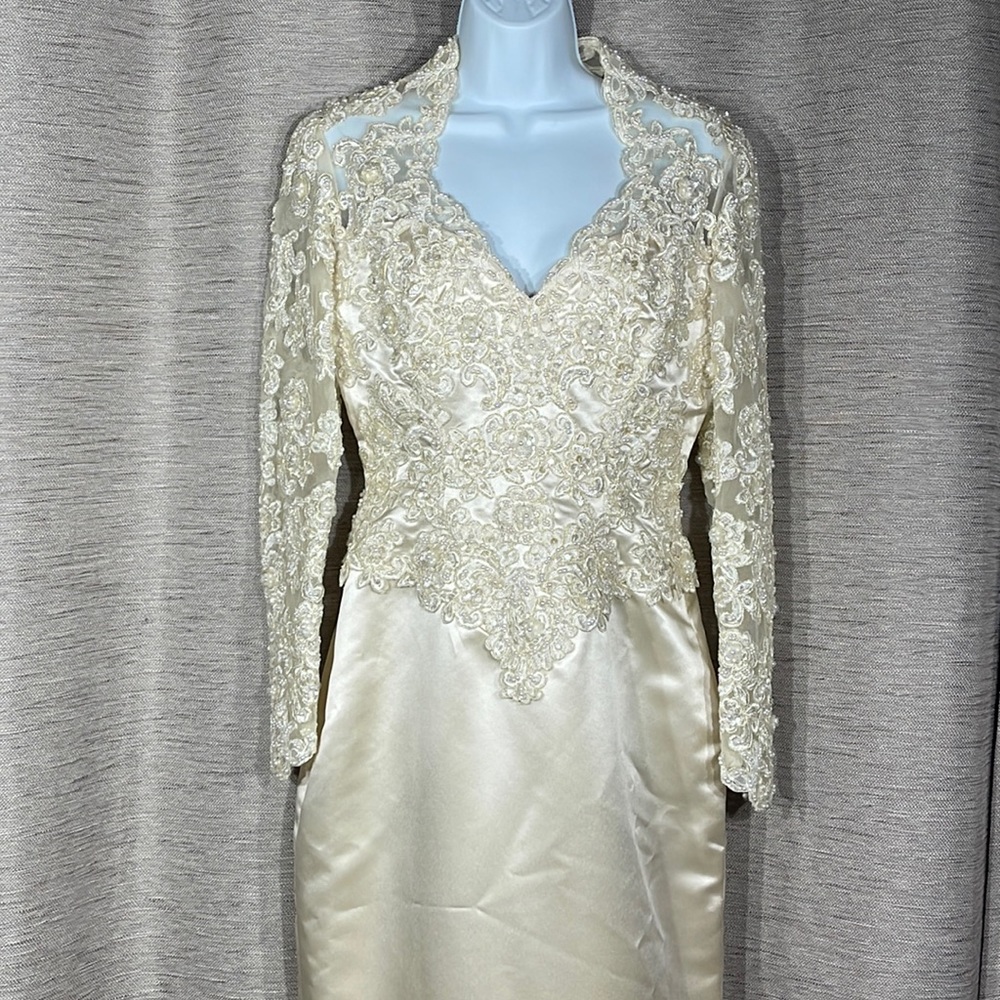 Vintage Sweetheart Gowns